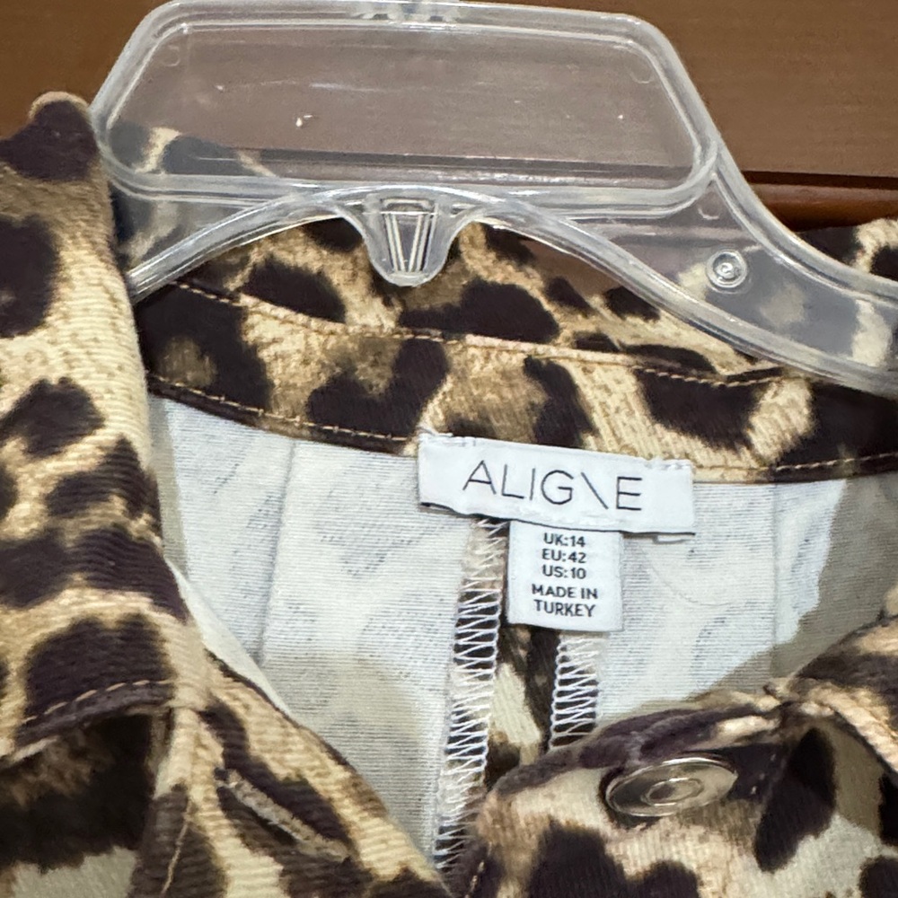 Aligne - Picture 6 of 6